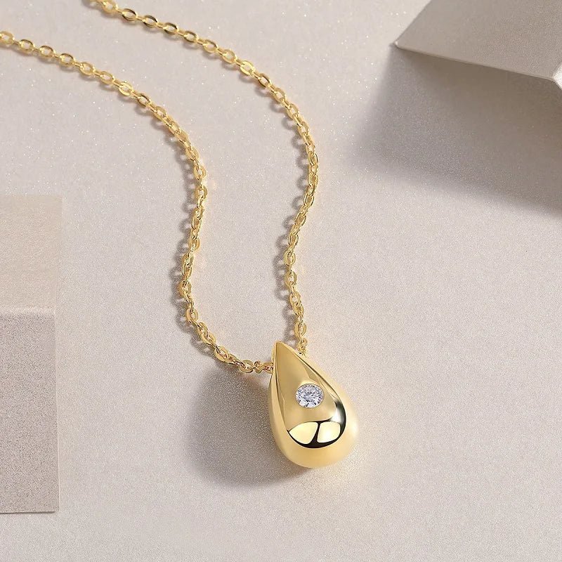 Velora Necklace - 18K Gold