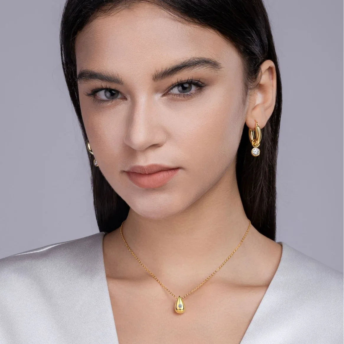 Velora Necklace - 18K Gold
