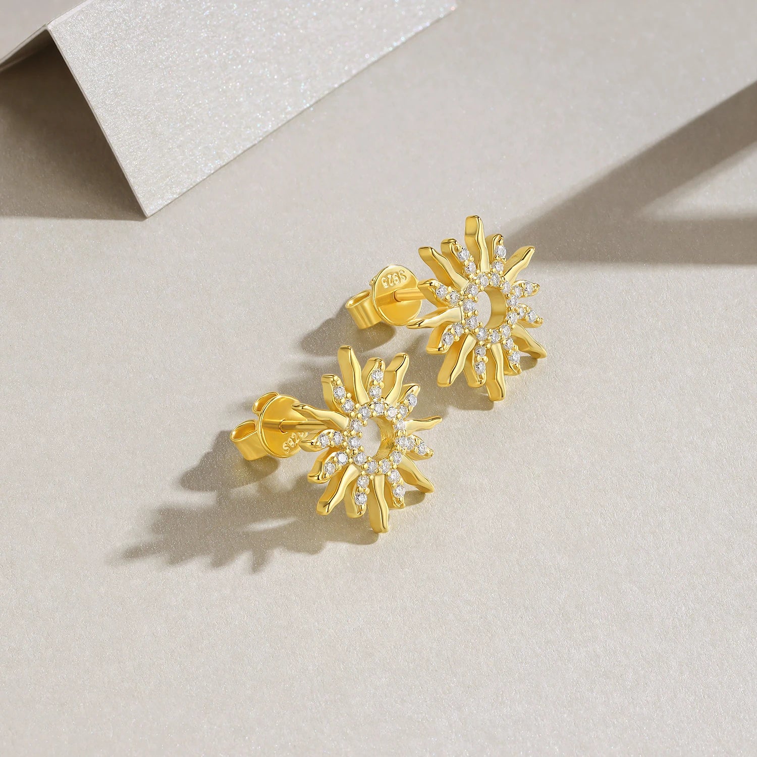Flory Earrings - 18K Gold