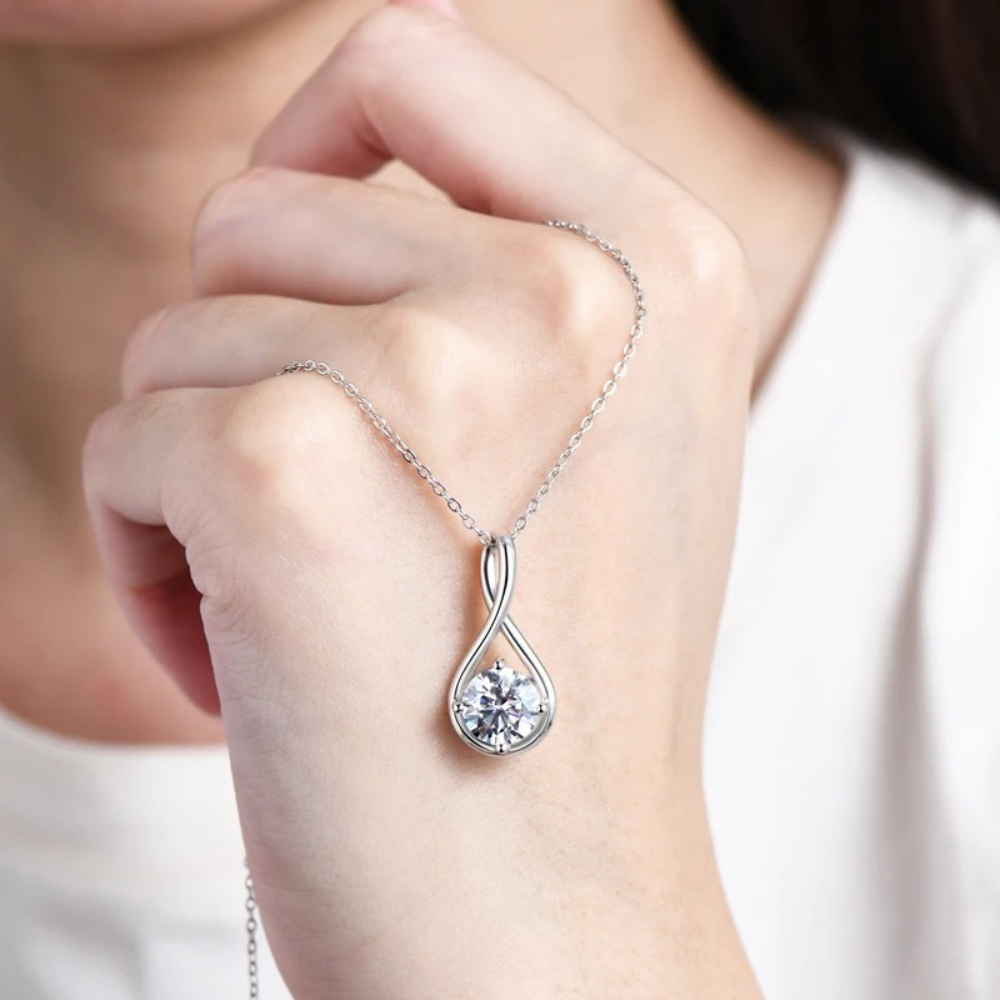 Maelis Necklace – Silver