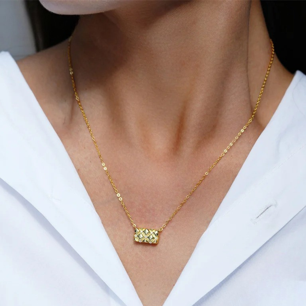 Noreya Necklace – 18K Gold
