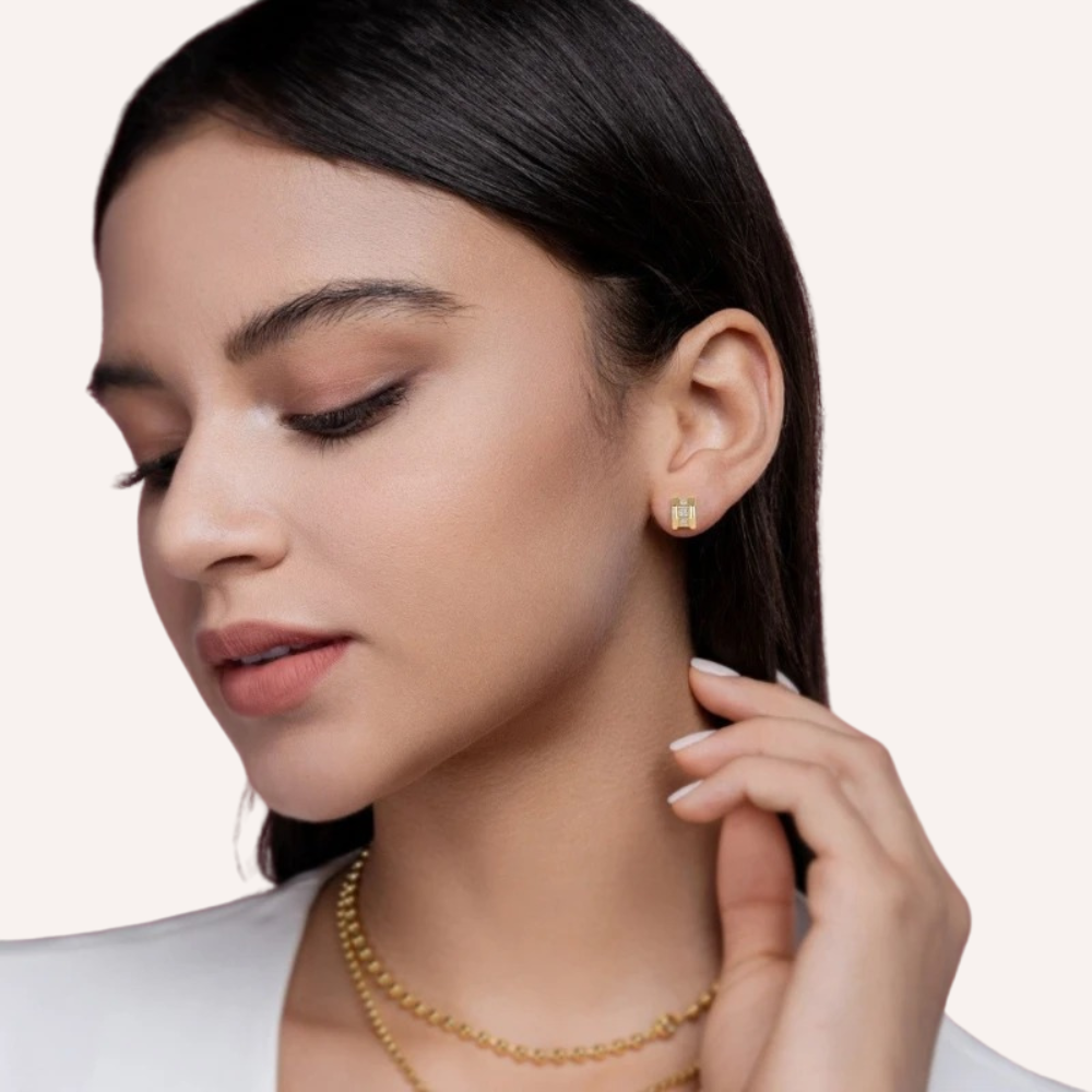 Isira Earrings – 18K Gold